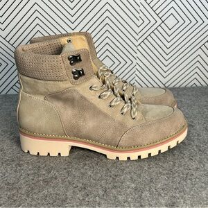 Sole Society Women’s 8.5 Lug Sole Grayish Combat Hiking Boots Casual Cushioned